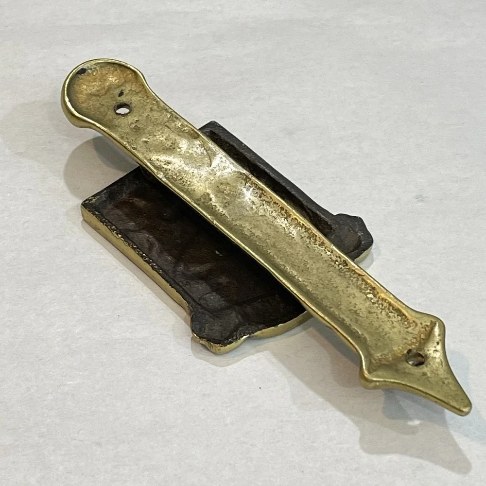Vintage Style Unbranded British Brass Door Knocker Cambridge Crest Shield